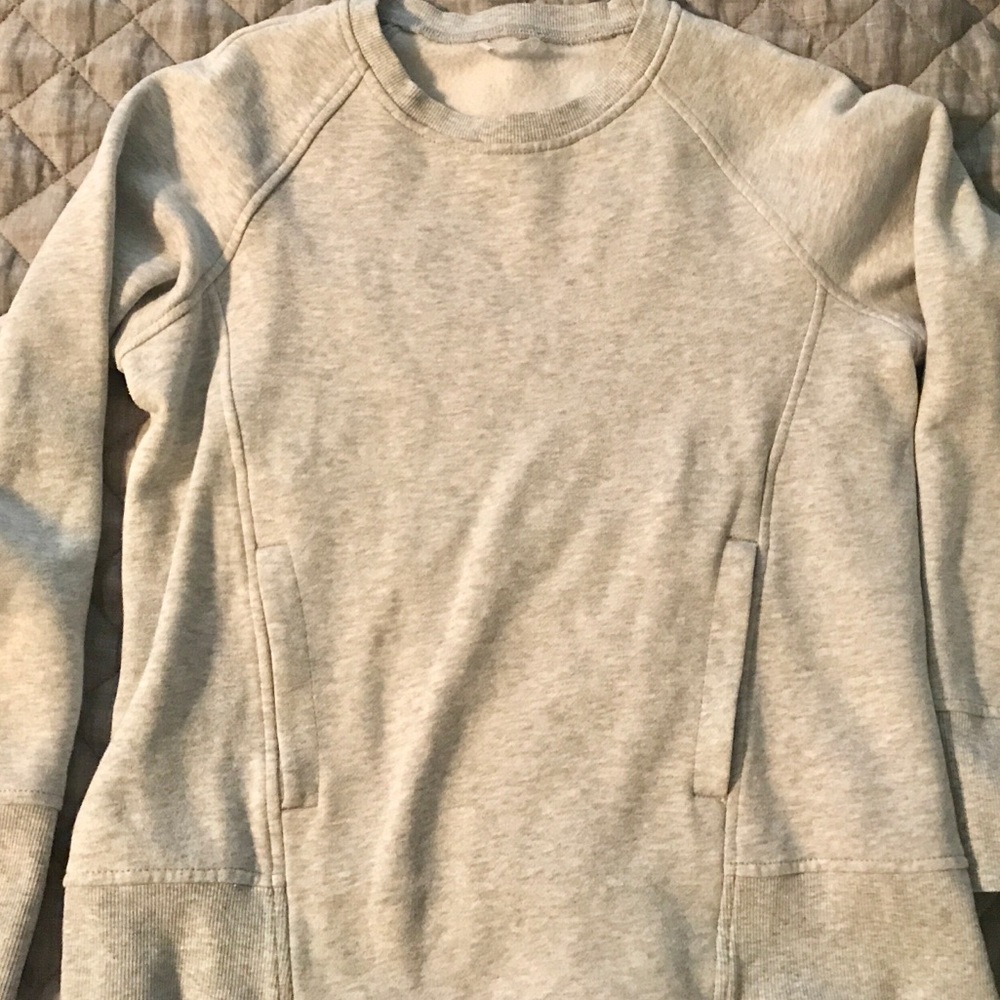 Lululemon back to it crew heathered grey size 4